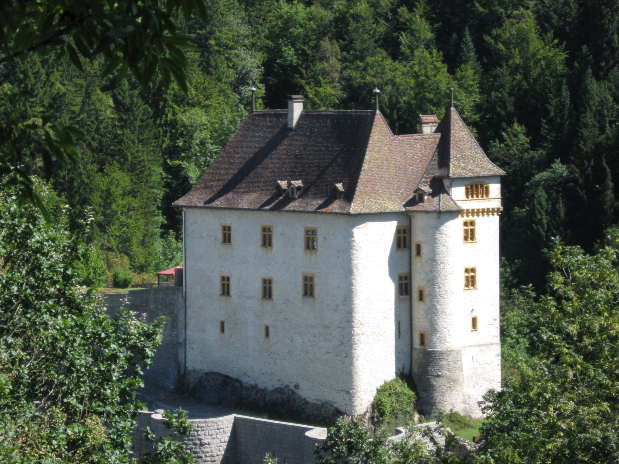 Balade1-Valangin-Chateau.jpg